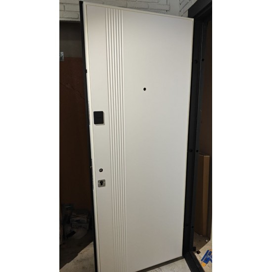 Ārdurvis dzīvoklim B 434 172 Ārdurvis dzīvoklim B 434 172