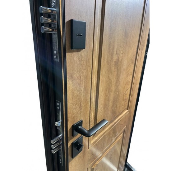 Ārdurvis RUBICON ar termopārrāvumu