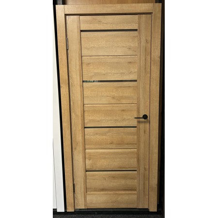 Iekšdurvis ar matētu stiklu LOREDO 04