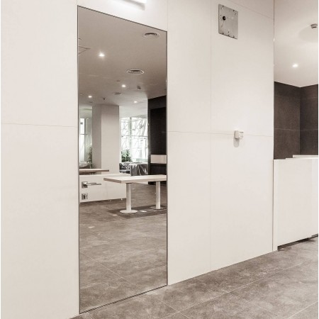 Slēptās durvis ar SPOGULI vienā pusē