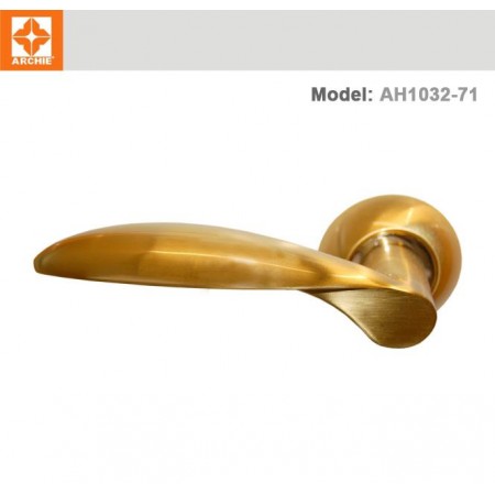 Durvju rokturis AH1032-71